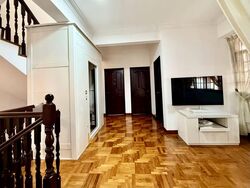 Phillips Avenue (D19), Terrace #571114071